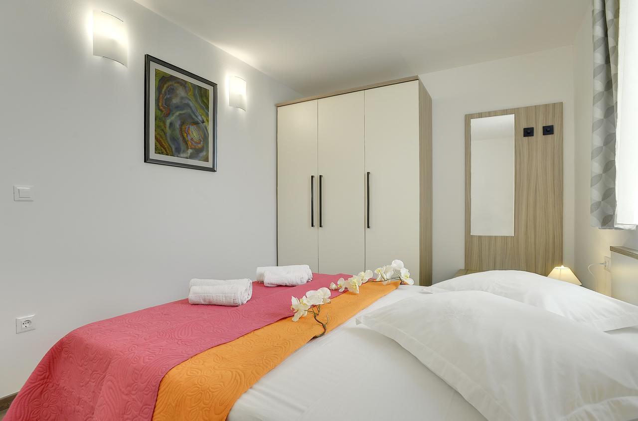 Apartma Sijana *